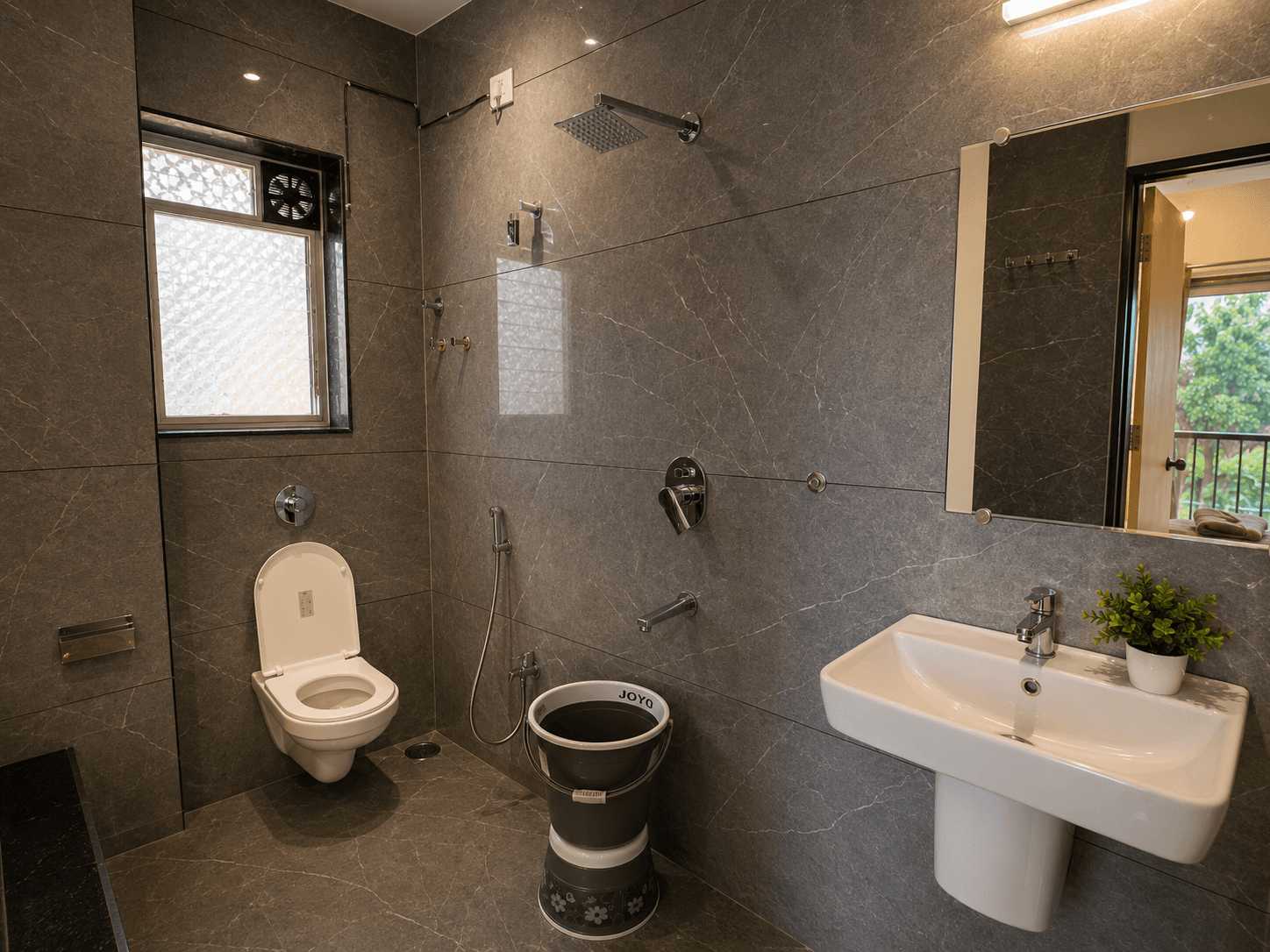 Modern Marble Bathroom